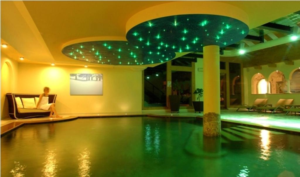טזרו Hotel Scoiattolo מראה חיצוני תמונה