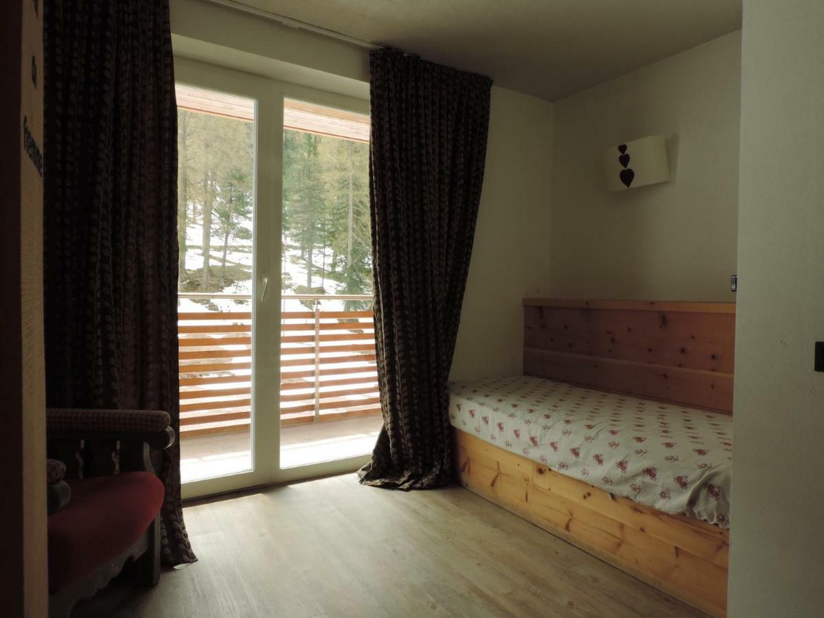 טזרו Hotel Scoiattolo מראה חיצוני תמונה