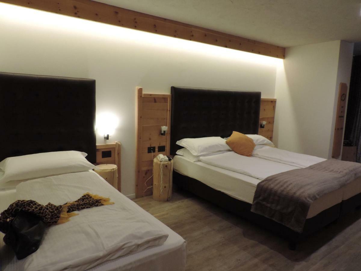 טזרו Hotel Scoiattolo מראה חיצוני תמונה